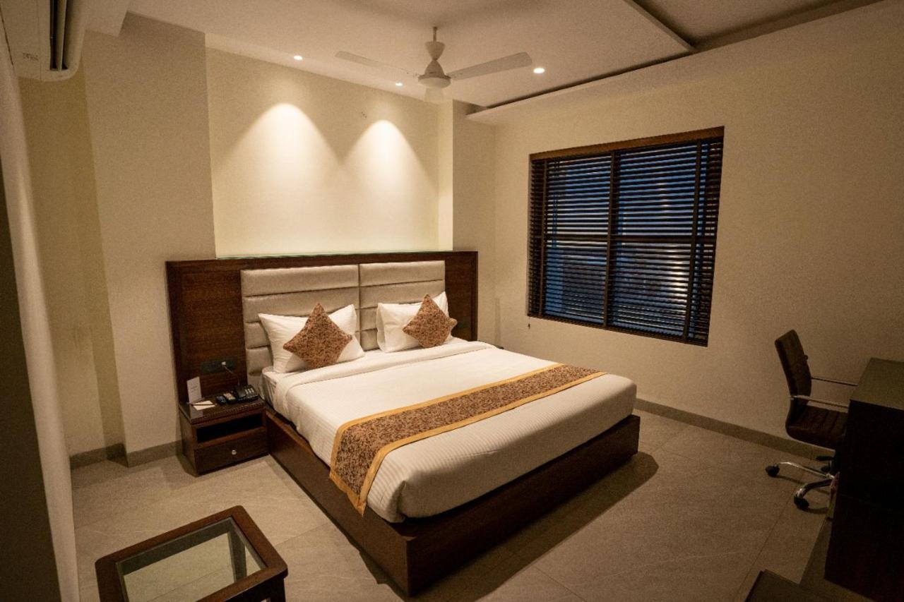 Hotel Smily Ludhiana Exterior photo