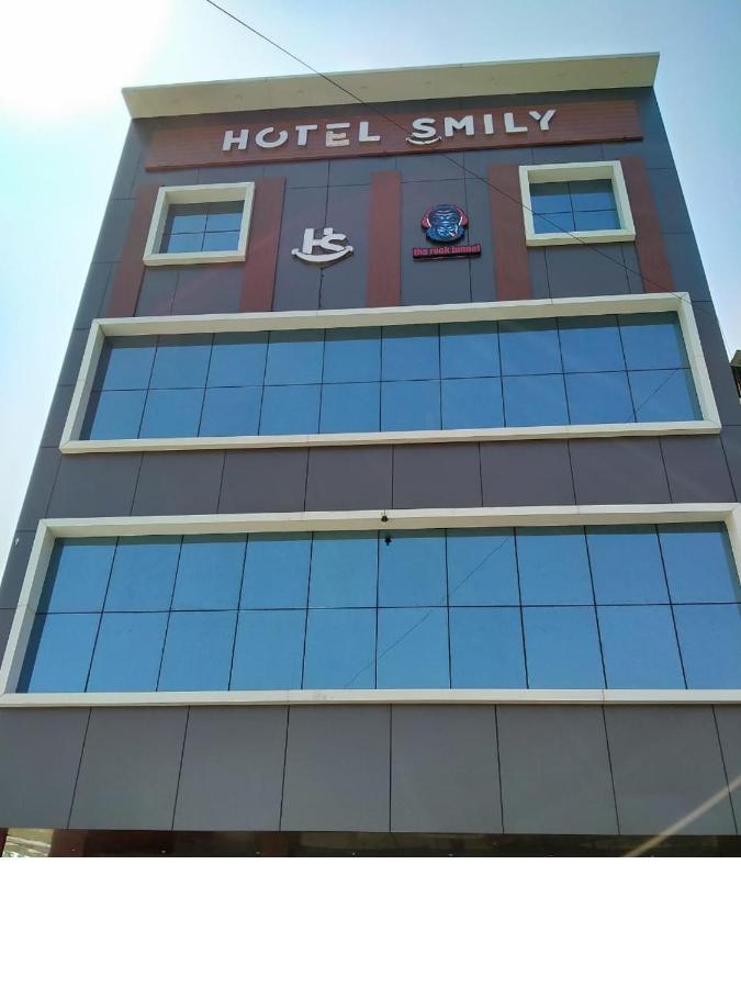 Hotel Smily Ludhiana Exterior photo